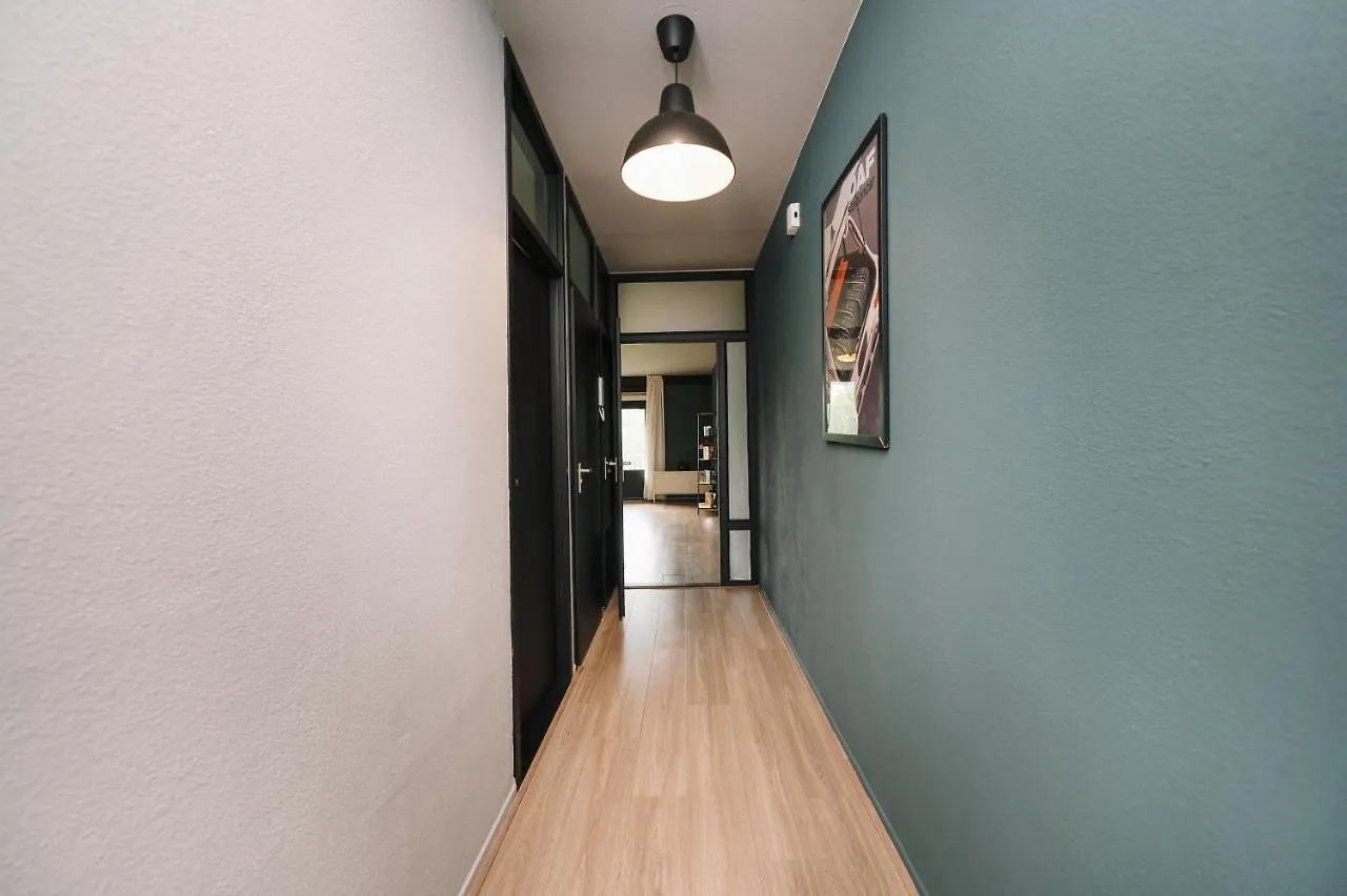 Cozy Daf Apartment アイントホーフェン