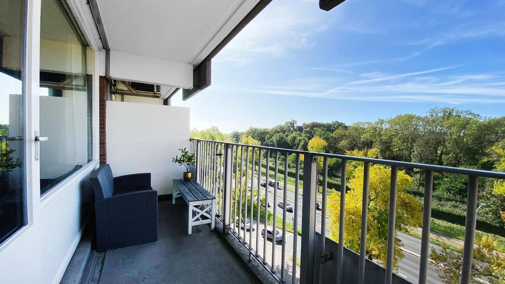 Cozy Daf Apartment Eindhoven Netherlands